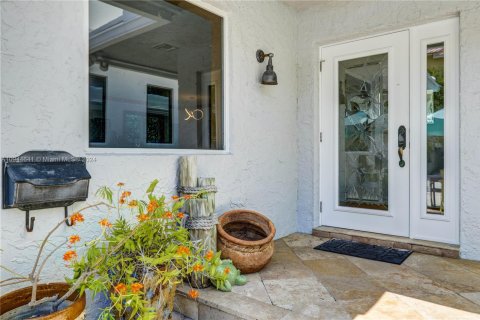 Villa ou maison à louer à Hollywood, Floride: 2 chambres, 130.06 m2 № 1959070 - photo 17