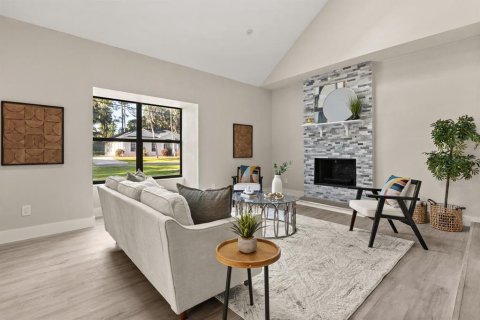 Casa en venta en Deltona, Florida, 4 dormitorios, 191.56 m2 № 2092164 - foto 4