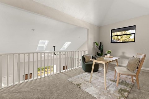 Casa en venta en Deltona, Florida, 4 dormitorios, 191.56 m2 № 2092164 - foto 12