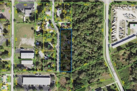 Commercial property in Punta Gorda, Florida № 1561750 - photo 2
