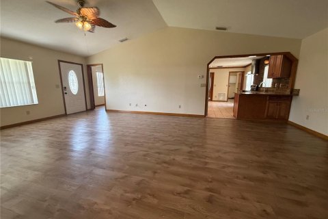 Casa en alquiler en Belleview, Florida, 3 dormitorios, 153.75 m2 № 1866176 - foto 7