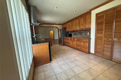 Casa en alquiler en Belleview, Florida, 3 dormitorios, 153.75 m2 № 1866176 - foto 4