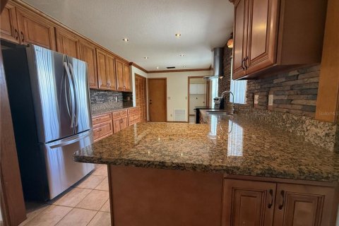 Casa en alquiler en Belleview, Florida, 3 dormitorios, 153.75 m2 № 1866176 - foto 2