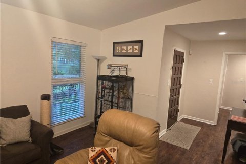 House in Gainesville, Florida 3 bedrooms, 112.88 sq.m. № 2221038 - photo 3
