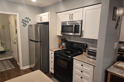 House in Gainesville, Florida 3 bedrooms, 112.88 sq.m. № 2221038 - photo 7