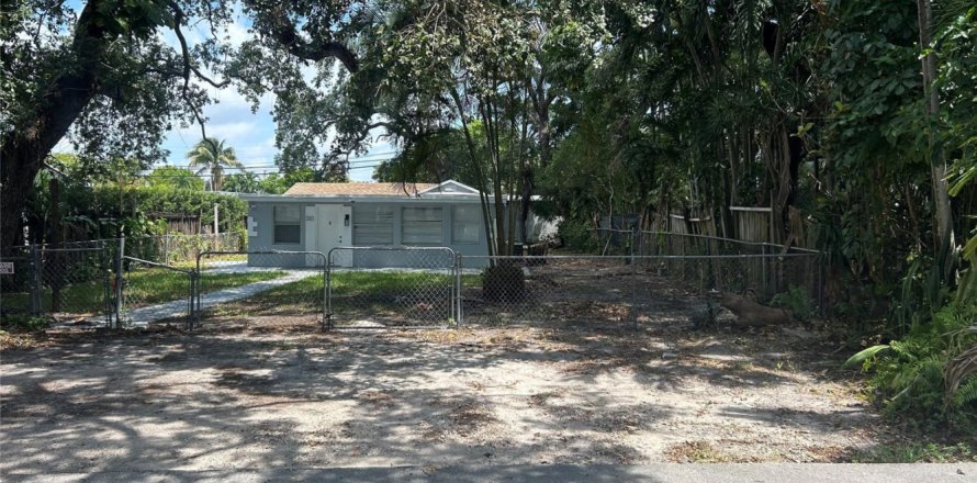 Casa en Miami, Florida 2 dormitorios, 75.99 m2 № 1173232