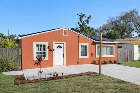 Casa en venta en Gulfport, Florida, 3 dormitorios, 123.75 m2 № 2108103 - foto 3