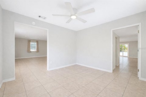 Casa en venta en Gulfport, Florida, 3 dormitorios, 123.75 m2 № 2108103 - foto 25