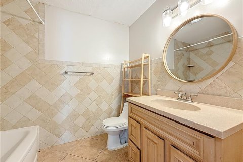 Casa en venta en Gulfport, Florida, 3 dormitorios, 123.75 m2 № 2108103 - foto 30