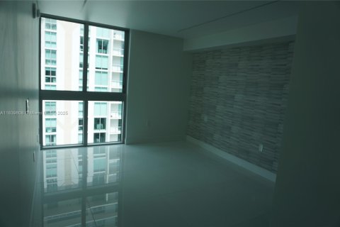 Condo in Sunny Isles Beach, Florida, 3 bedrooms  № 1842505 - photo 21
