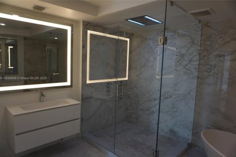 Condo in Sunny Isles Beach, Florida, 3 bedrooms  № 1842505 - photo 18
