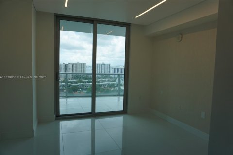 Condo in Sunny Isles Beach, Florida, 3 bedrooms  № 1842505 - photo 8