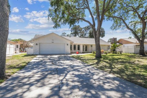 House in New Port Richey, Florida 3 bedrooms, 195.37 sq.m. № 1734849 - photo 7
