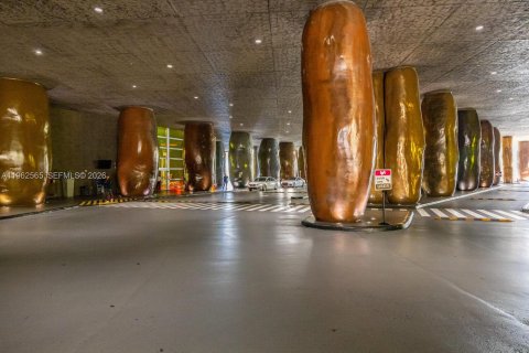 Copropriété à louer à Miami, Floride: 1 chambre, 68 m2 № 2023779 - photo 20