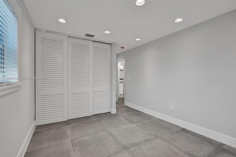 Apartamento en alquiler en Fort Lauderdale, Florida, 3 dormitorios, 128.39 m2 № 2047622 - foto 17