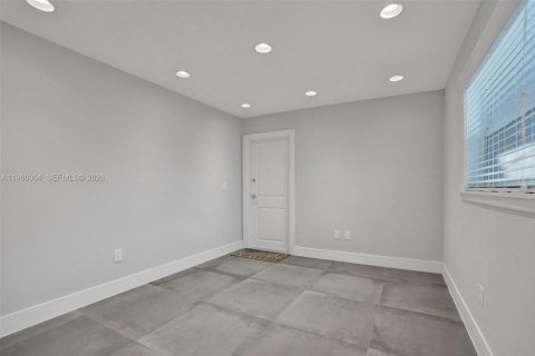 Apartamento en alquiler en Fort Lauderdale, Florida, 3 dormitorios, 128.39 m2 № 2047622 - foto 21