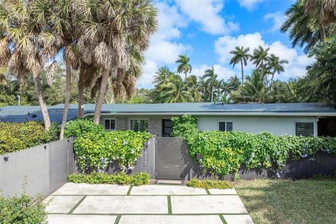 Casa en venta en Miami, Florida, 4 dormitorios, 253.53 m2 № 1928676 - foto 8