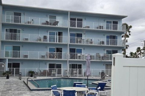 Condo in New Smyrna Beach, Florida, 1 bedroom  № 2239833 - photo 25