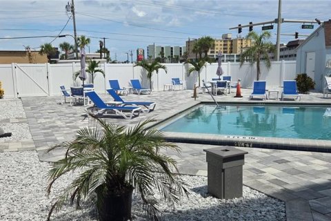Condo in New Smyrna Beach, Florida, 1 bedroom  № 2239833 - photo 22