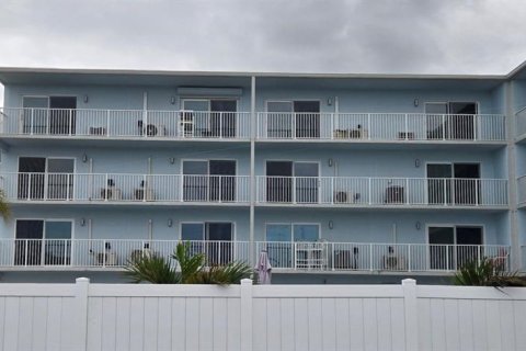 Condo in New Smyrna Beach, Florida, 1 bedroom  № 2239833 - photo 24