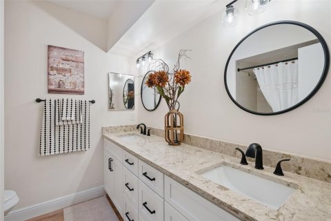Casa en venta en Winter Springs, Florida, 2 dormitorios, 168.34 m2 № 2216418 - foto 26