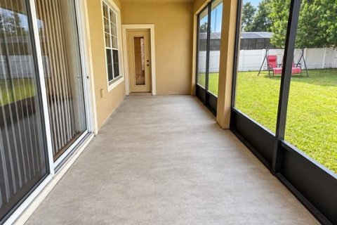 House in Orlando, Florida 4 bedrooms, 244.24 sq.m. № 2396564 - photo 8