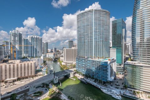 Condo in Miami, Florida, 1 bedroom  № 2153147 - photo 6