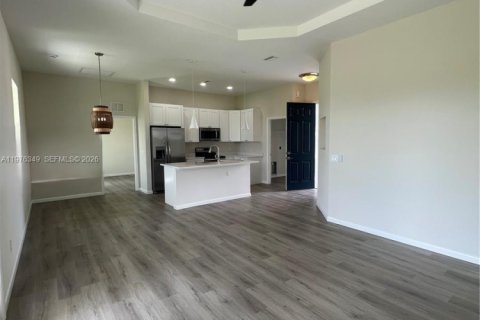 Villa ou maison à louer à LaBelle, Floride: 4 chambres, 133.69 m2 № 2040960 - photo 5