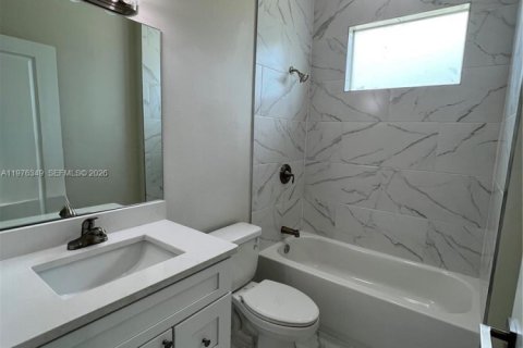 Villa ou maison à louer à LaBelle, Floride: 4 chambres, 133.69 m2 № 2040960 - photo 10