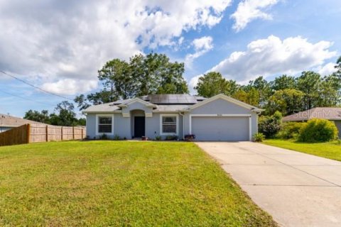 Villa ou maison à Citrus Springs, Floride 3 chambres, 163.6 m2 № 2399144