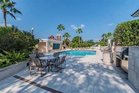 Condo in Tampa, Florida, 2 bedrooms  № 2096688 - photo 28