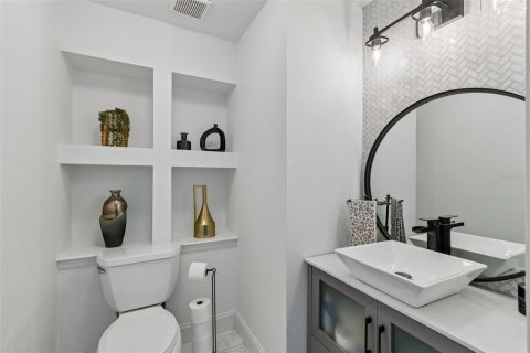 Condo in Tampa, Florida, 2 bedrooms  № 2096688 - photo 23