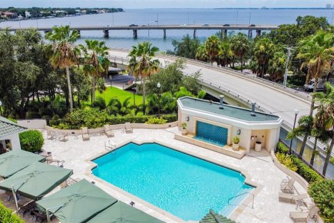 Condo in Tampa, Florida, 2 bedrooms  № 2096688 - photo 29