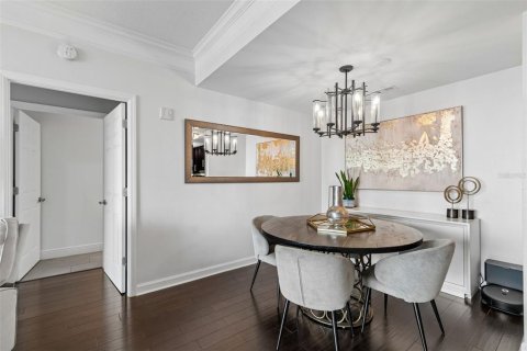 Condo in Tampa, Florida, 2 bedrooms  № 2096688 - photo 9