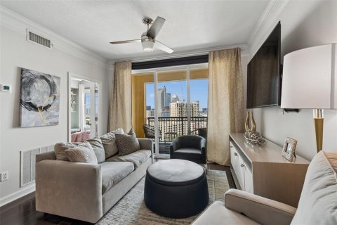 Condo in Tampa, Florida, 2 bedrooms  № 2096688 - photo 6