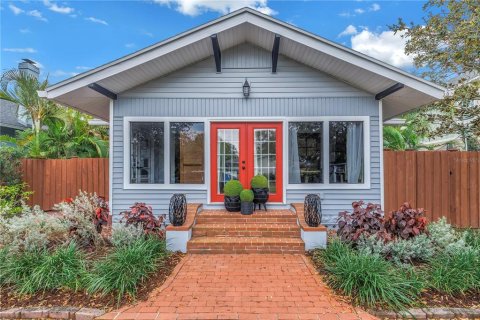 Casa en venta en Saint Petersburg, Florida, 5 dormitorios, 291.34 m2 № 1722939 - foto 3