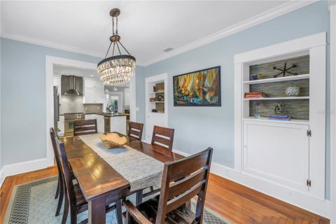 Casa en venta en Saint Petersburg, Florida, 5 dormitorios, 291.34 m2 № 1722939 - foto 10