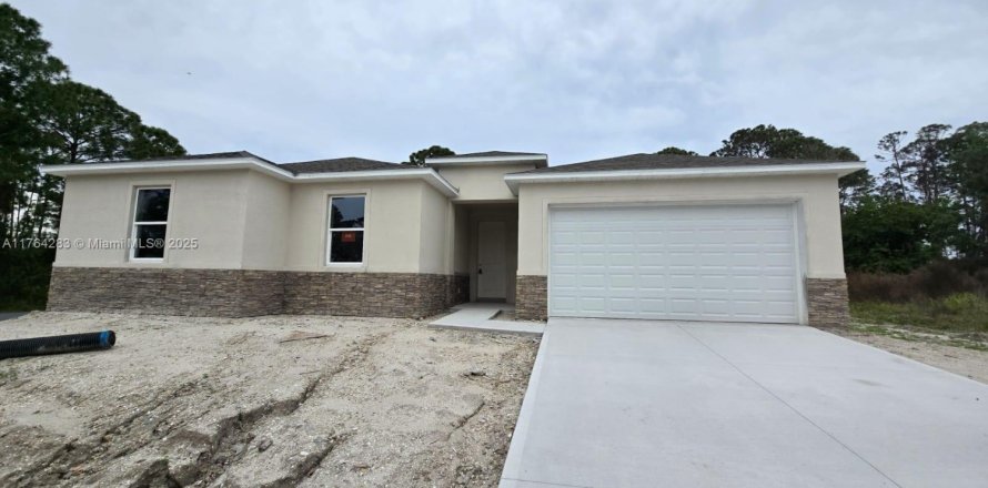 Villa ou maison à Palm Bay, Floride 3 chambres № 1610707