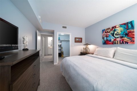 Copropriété à vendre à Miami, Floride: 1 chambre, 74.04 m2 № 2058265 - photo 6