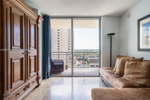 Copropriété à vendre à Miami, Floride: 1 chambre, 74.04 m2 № 2058265 - photo 2