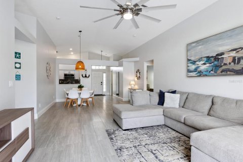 Villa ou maison à vendre à Bradenton, Floride: 4 chambres, 156.54 m2 № 1912697 - photo 12