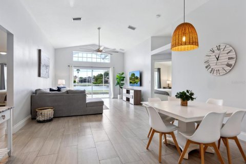 Villa ou maison à vendre à Bradenton, Floride: 4 chambres, 156.54 m2 № 1912697 - photo 7