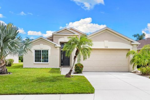 Villa ou maison à vendre à Bradenton, Floride: 4 chambres, 156.54 m2 № 1912697 - photo 1