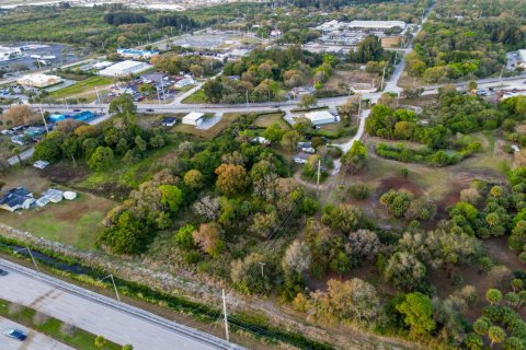 Commercial property in St. Lucie, Florida № 2260314 - photo 2