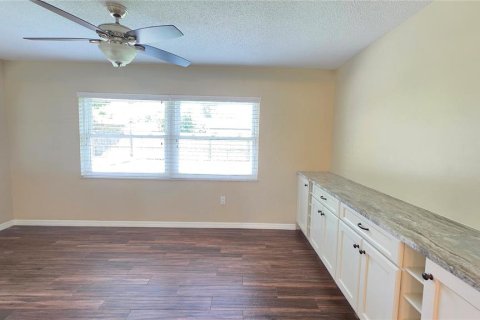 Casa en alquiler en Bradenton, Florida, 3 dormitorios, 140.38 m2 № 1901639 - foto 12