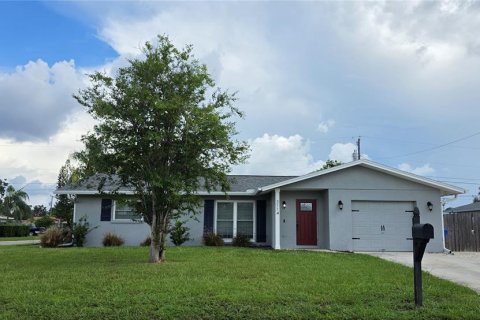 Casa en alquiler en Bradenton, Florida, 3 dormitorios, 140.38 m2 № 1901639 - foto 1