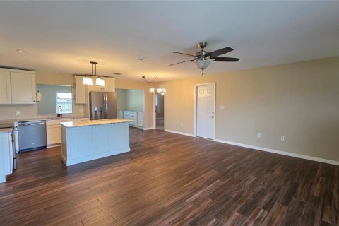 House in Bradenton, Florida 3 bedrooms, 140.38 sq.m. № 1901639 - photo 10