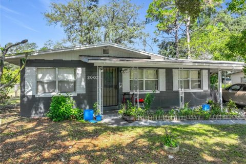 House in Orlando, Florida 5 bedrooms, 197.88 sq.m. № 2299601