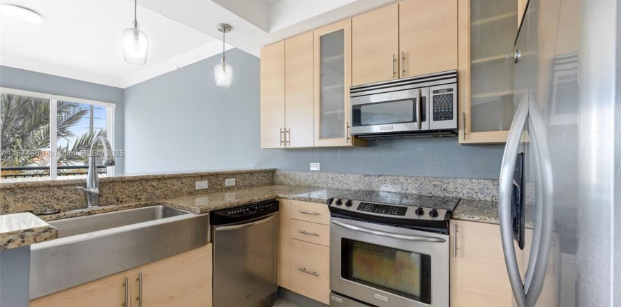 Condo in Wilton Manors, Florida, 1 bedroom  № 1924049