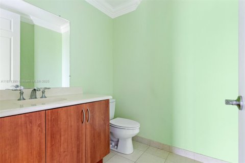 Condo in Wilton Manors, Florida, 1 bedroom  № 1924049 - photo 17